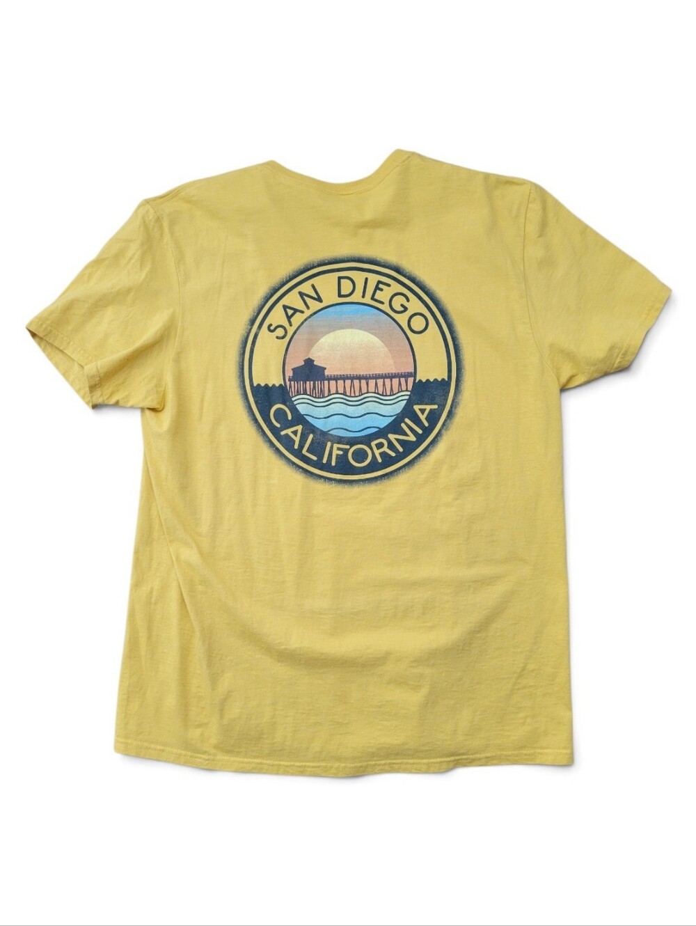 San Diego California Graphic Shortsleeve Tee - XL